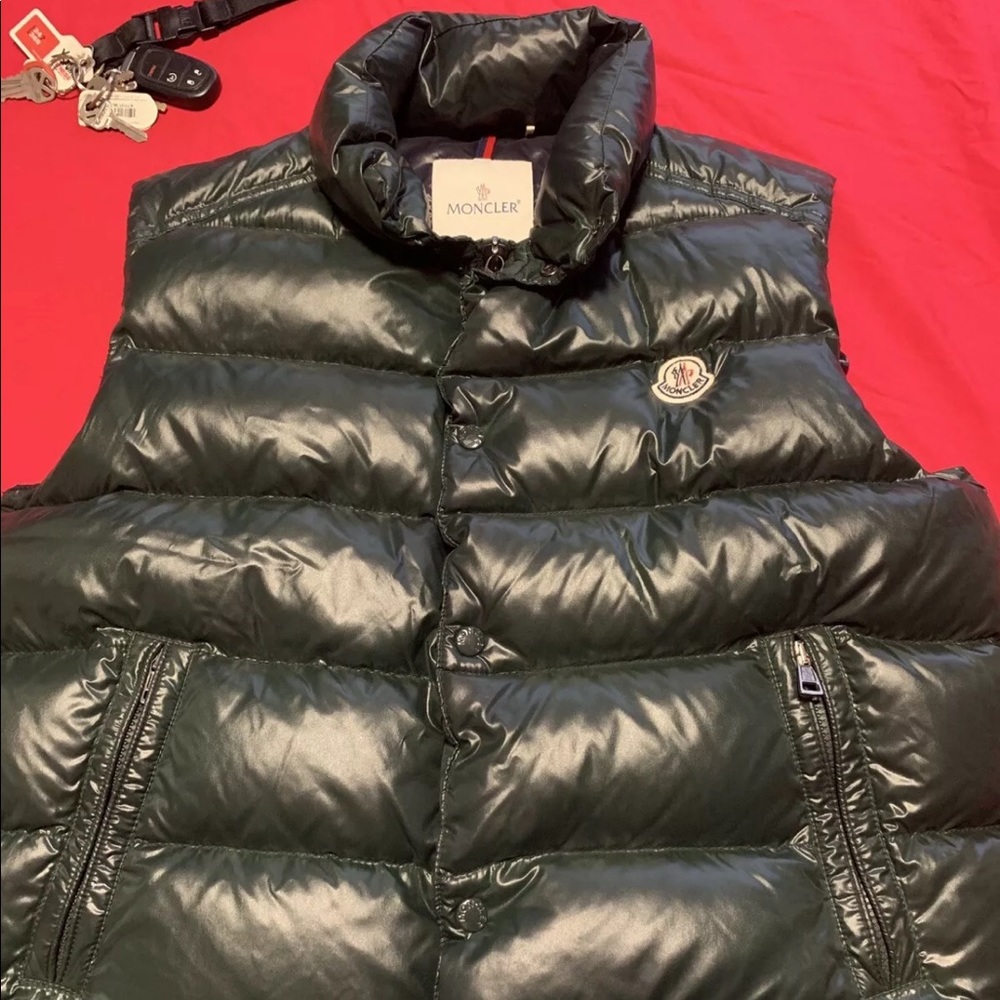 Monocler Puffer Vest $350